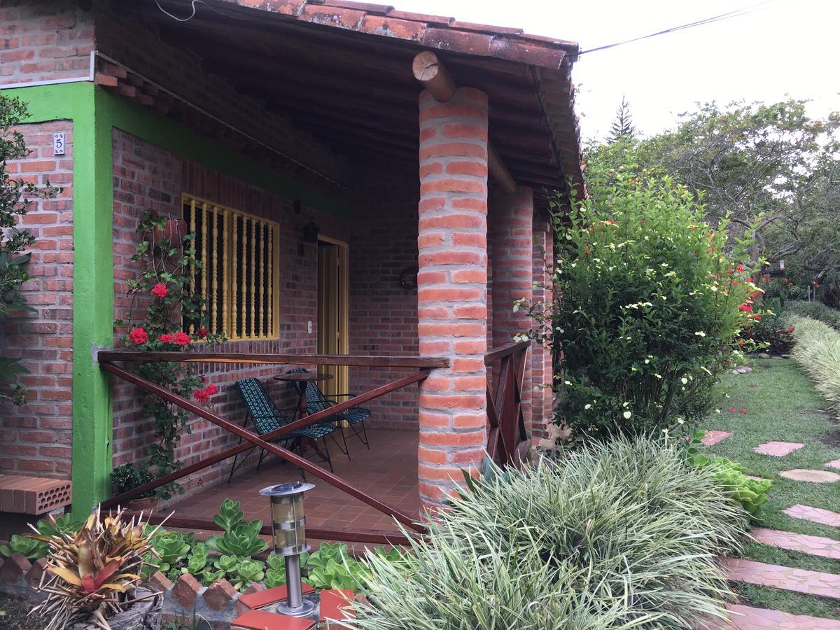 Cabanas La Carolina - Mesa De Los Santos Los Santos  Bagian luar foto