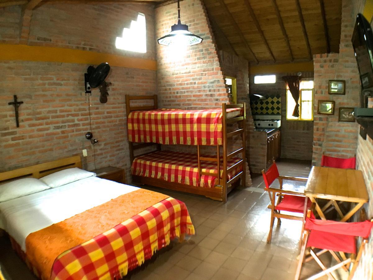 Cabanas La Carolina - Mesa De Los Santos Los Santos  Bagian luar foto