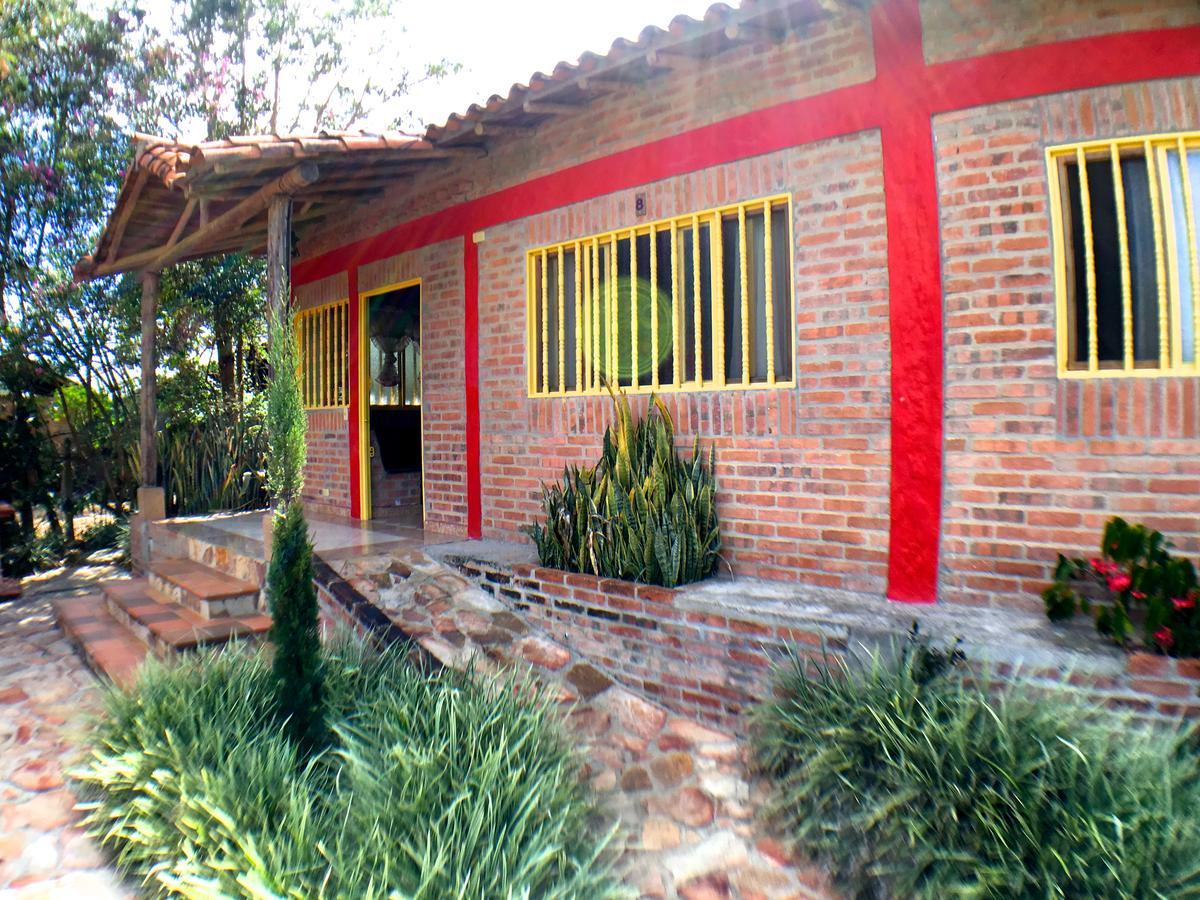 Cabanas La Carolina - Mesa De Los Santos Los Santos  Bagian luar foto