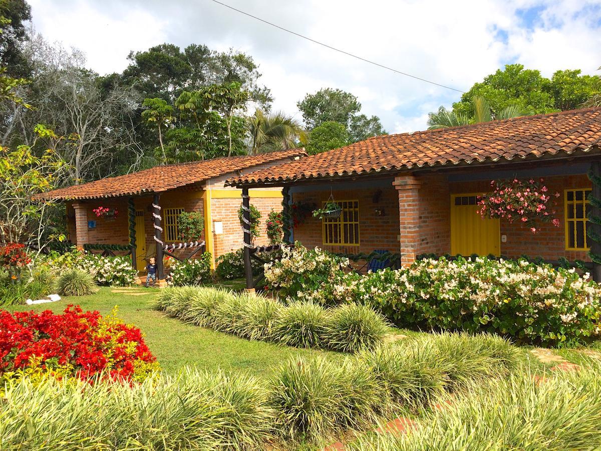 Cabanas La Carolina - Mesa De Los Santos Los Santos  Bagian luar foto